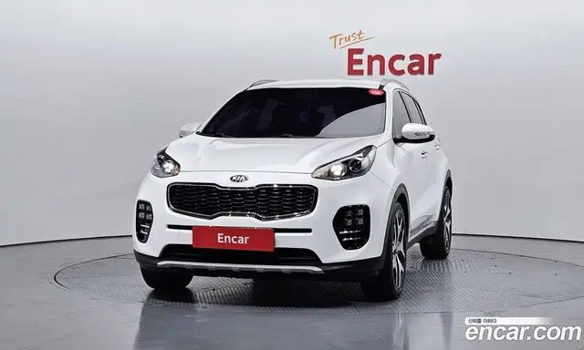 Kia Sportage 2017 2.0 автомат (гидро), миниатюра 3