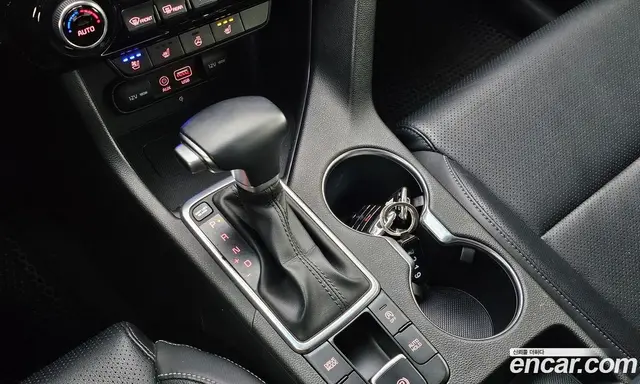 Kia Sportage 2017 2.0 автомат (гидро), миниатюра 9