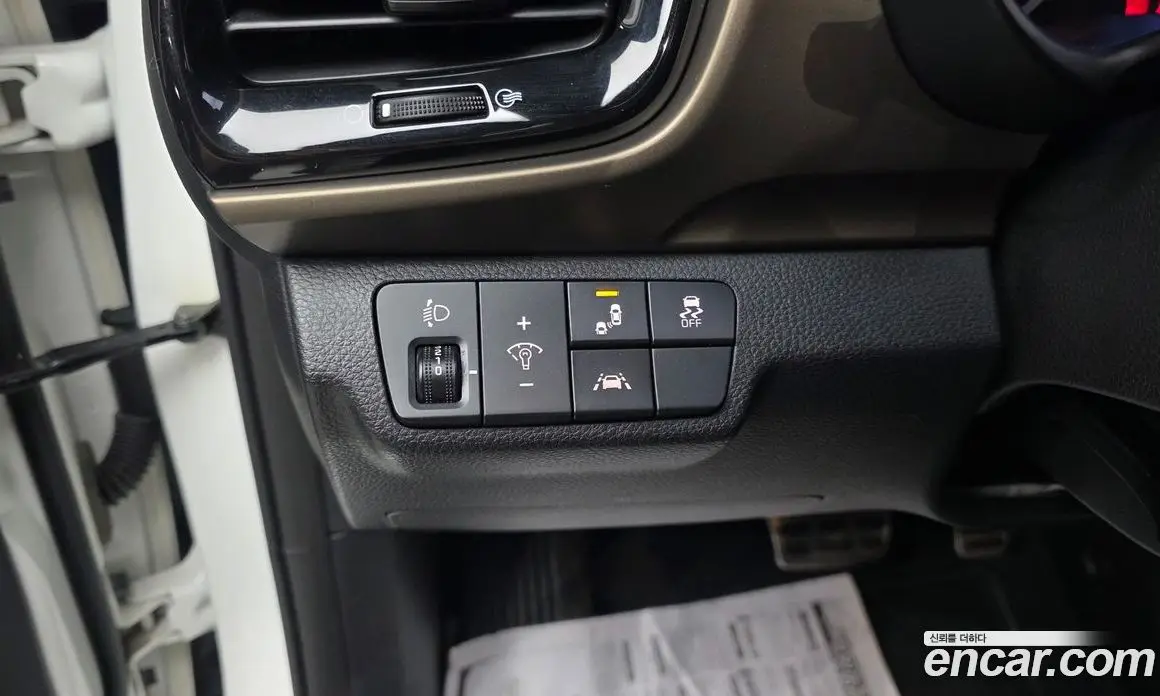 Kia Stonic 2017 1.6 автомат (гидро), фото 20
