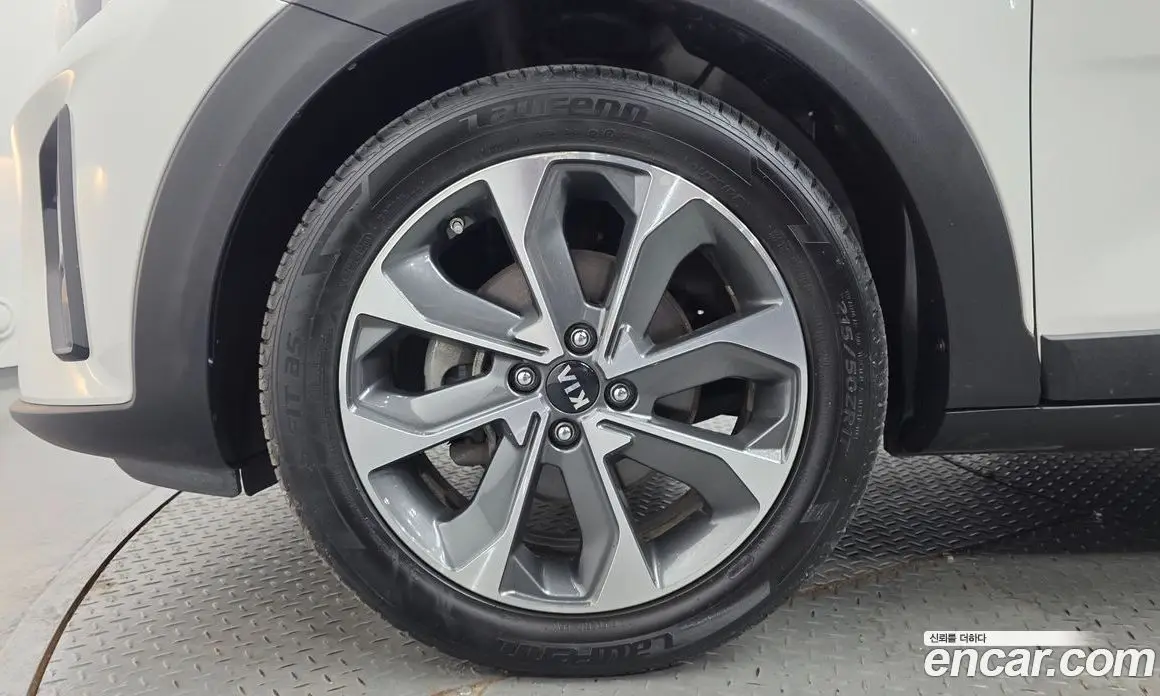 Kia Stonic 2017 1.6 автомат (гидро), фото 5
