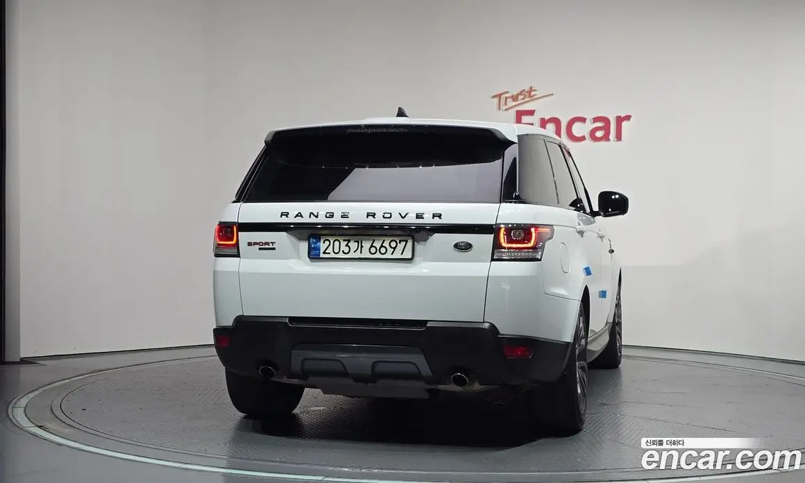 Land Rover Range Rover Sport 2017 3.0 автомат (гидро), фото 4