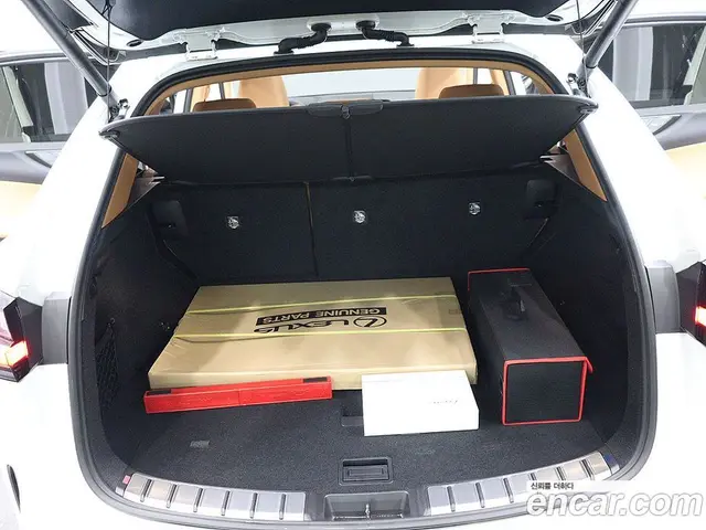 Lexus NX 2023 2.5 автомат (гидро), миниатюра 5