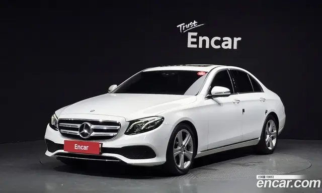 Mercedes-Benz E-Class, 2017, 120 393 км