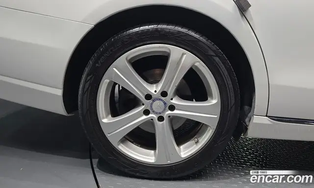 Mercedes-Benz E-Class 2017 1.9 автомат (гидро), миниатюра 5