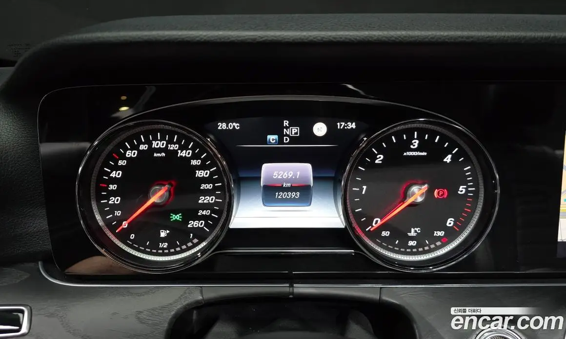 Mercedes-Benz E-Class 2017 1.9 автомат (гидро), фото 8