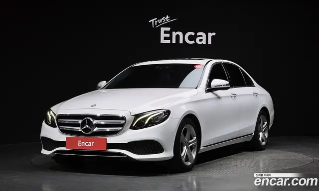 Mercedes-Benz E-Class, 2017, 140 268 км