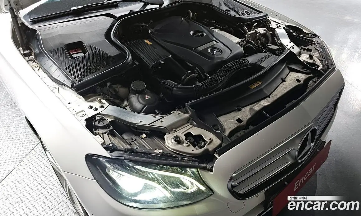 Mercedes-Benz E-Class 2017 2.0 автомат (гидро), фото 6