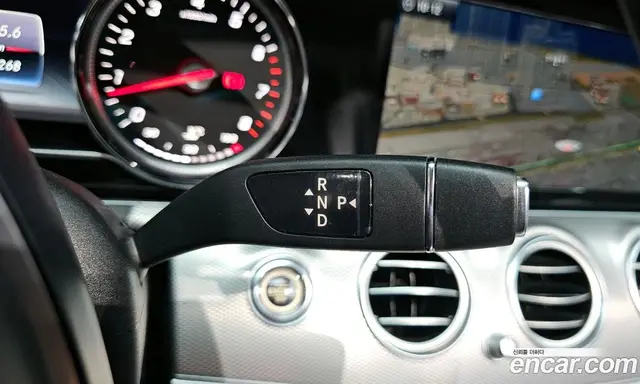 Mercedes-Benz E-Class 2017 2.0 автомат (гидро), миниатюра 9