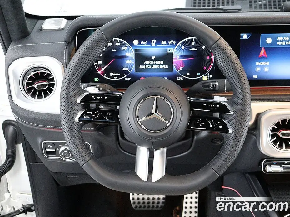 Mercedes-Benz G-Class 2025 3.0 автомат (гидро), фото 15
