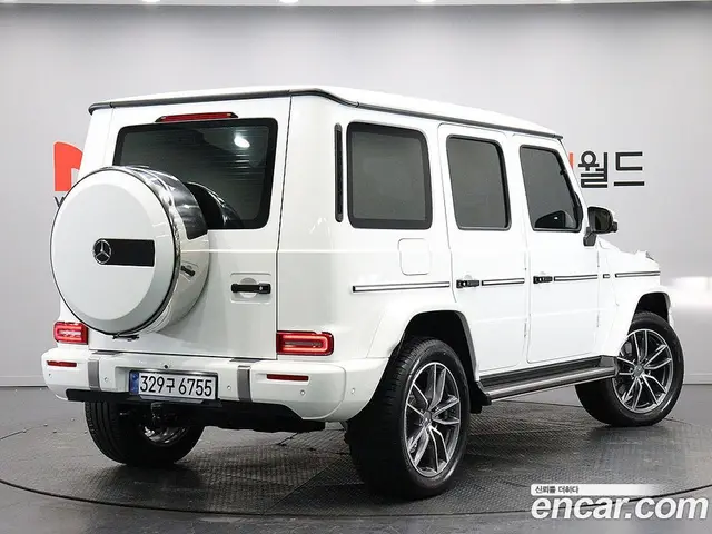 Mercedes-Benz G-Class 2025 3.0 автомат (гидро), миниатюра 3