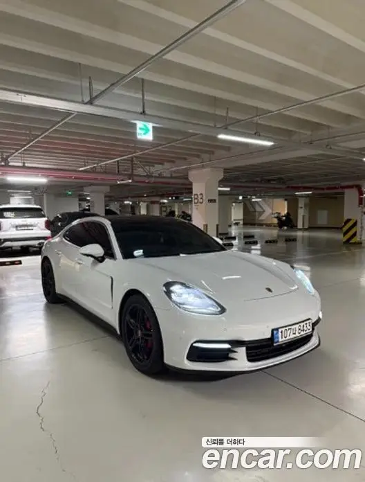 Porsche Panamera 2018 3.0 автомат (гидро), фото 7
