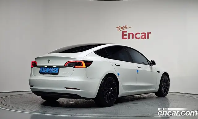 Tesla Model 3 2022 0.2 автомат (гидро), миниатюра 2
