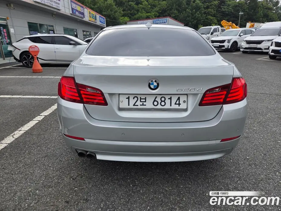 BMW 5 серия 2011 2.0 автомат (гидро), фото 4