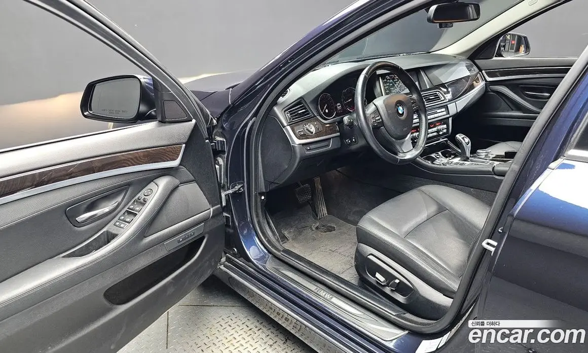 BMW 5 серия 2015 2.0 автомат (гидро), фото 10