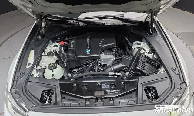BMW 5 серия 2016 2.0 автомат (гидро), миниатюра 6 BMW 5 серия 2016 2.0 автомат (гидро), миниатюра 6