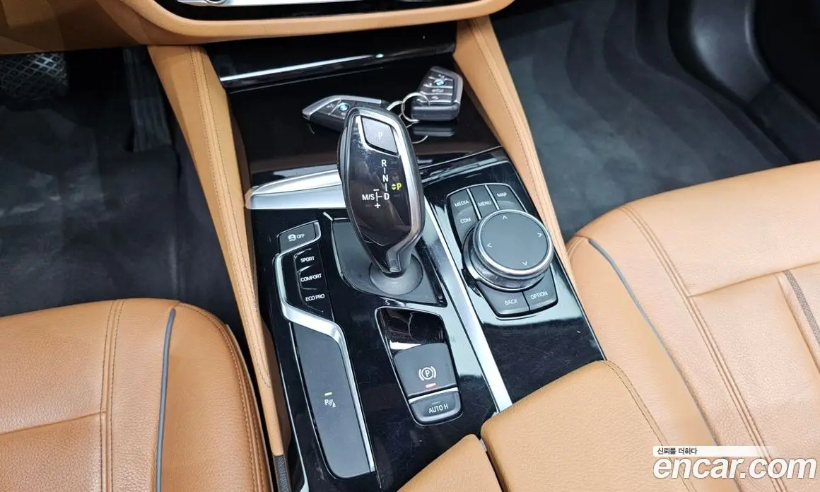 BMW 5 серия 2017 2.0 автомат (гидро), фото 12