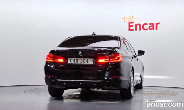 BMW 5 серия 2017 2.0 автомат (гидро), миниатюра 4