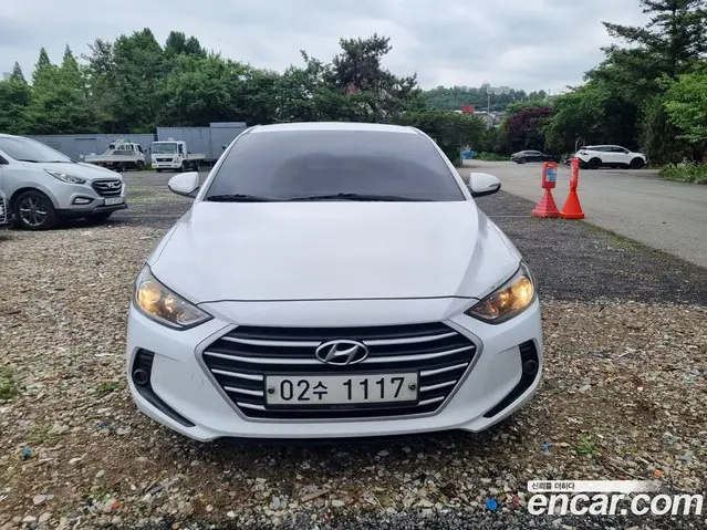 Hyundai Avante, 2017, 216 916 км