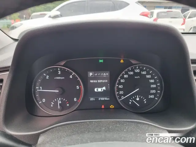 Hyundai Avante 2017 1.6 автомат (гидро), миниатюра 8