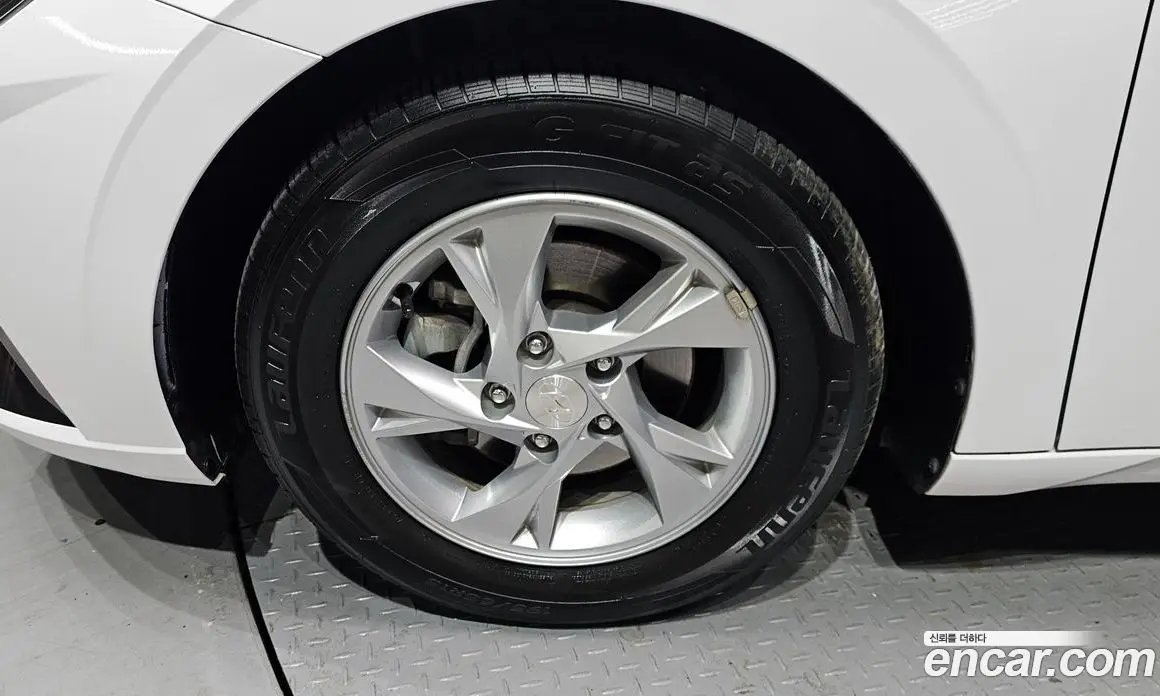 Hyundai Avante 2021 1.6 автомат (гидро), фото 5 Hyundai Avante 2021 1.6 автомат (гидро), фото 5