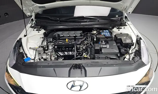 Hyundai Avante 2021 1.6 автомат (гидро), миниатюра 6 Hyundai Avante 2021 1.6 автомат (гидро), миниатюра 6