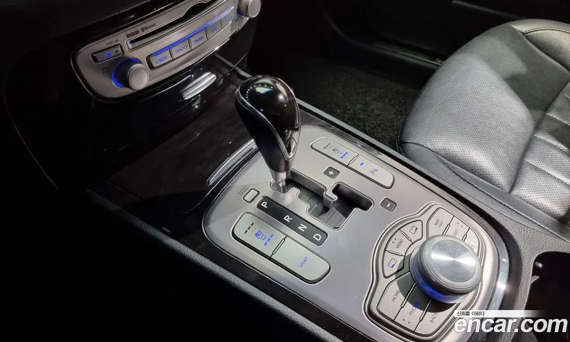 Hyundai Genesis 2013 3.3 автомат (гидро), фото 9