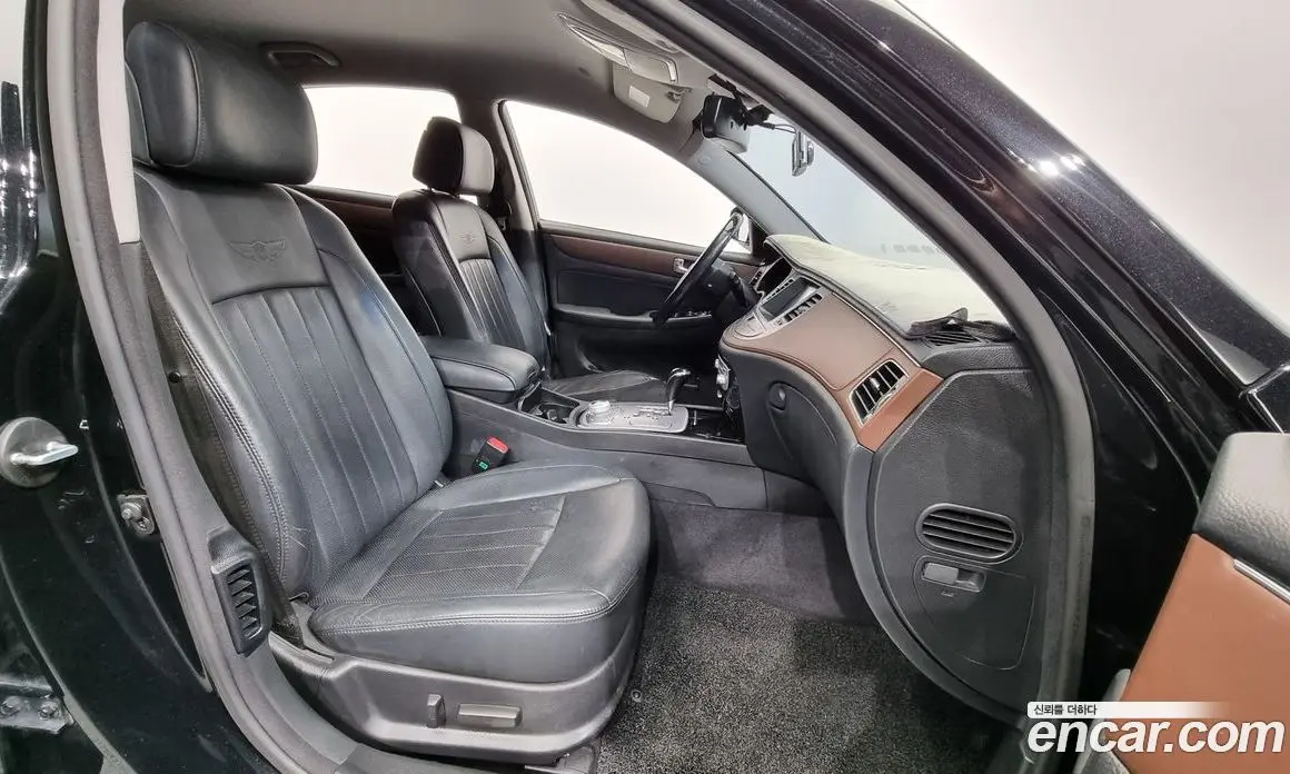 Hyundai Genesis 2013 3.3 автомат (гидро), фото 10