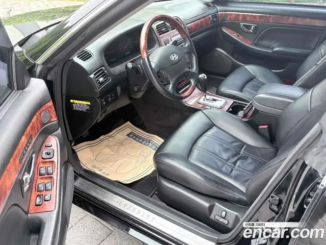 Hyundai Grandeur 2004 3.0 автомат (гидро), миниатюра 11 Hyundai Grandeur 2004 3.0 автомат (гидро), миниатюра 11