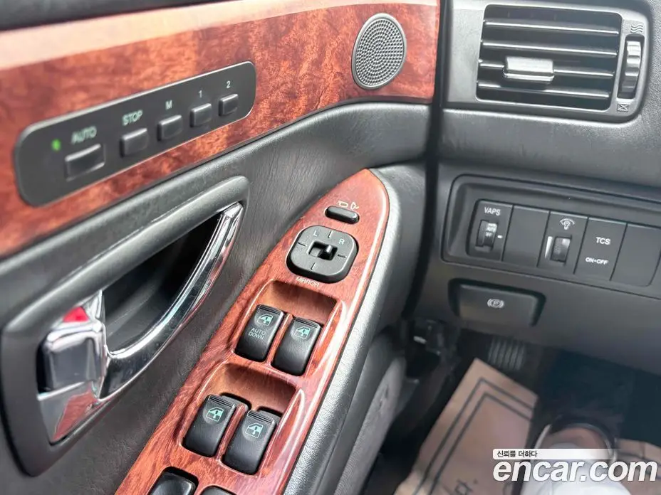 Hyundai Grandeur 2004 3.0 автомат (гидро), фото 14 Hyundai Grandeur 2004 3.0 автомат (гидро), фото 14