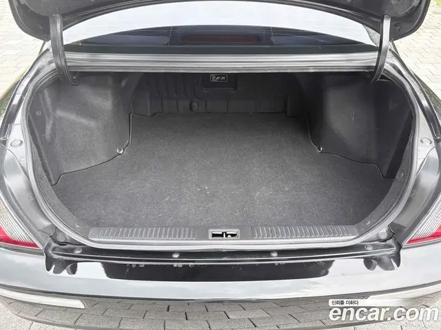Hyundai Grandeur 2004 3.0 автомат (гидро), миниатюра 10 Hyundai Grandeur 2004 3.0 автомат (гидро), миниатюра 10