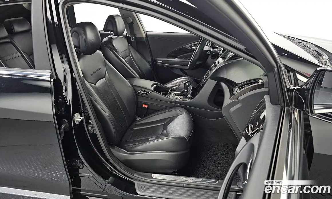 Hyundai Grandeur 2013 3.0 автомат (гидро), фото 13