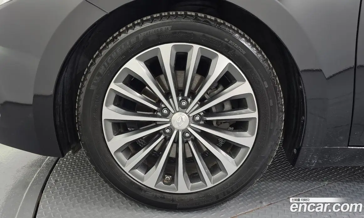 Hyundai Grandeur 2013 3.0 автомат (гидро), фото 5