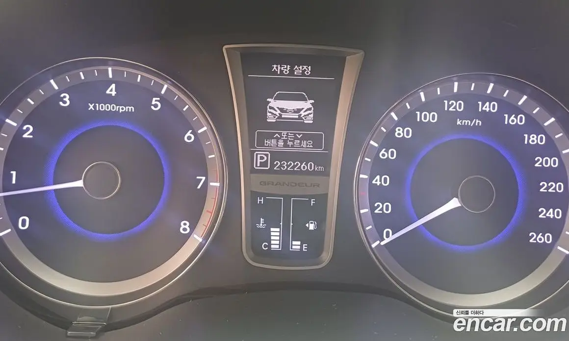 Hyundai Grandeur 2013 3.0 автомат (гидро), фото 11