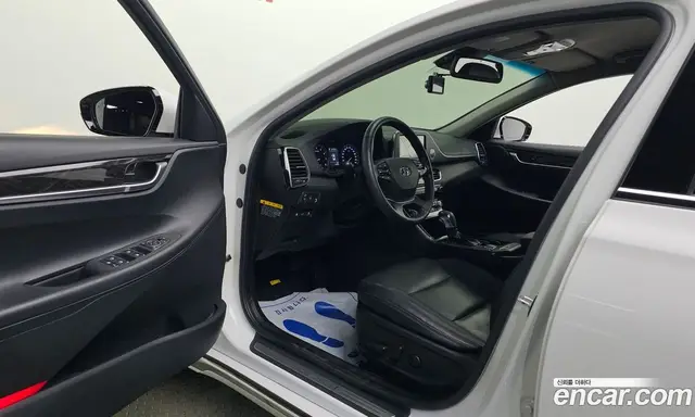 Hyundai Grandeur 2016 2.4 автомат (гидро), миниатюра 10