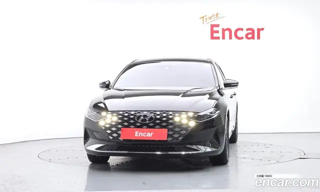 Hyundai Grandeur 2022 2.5 автомат (гидро), миниатюра 3
