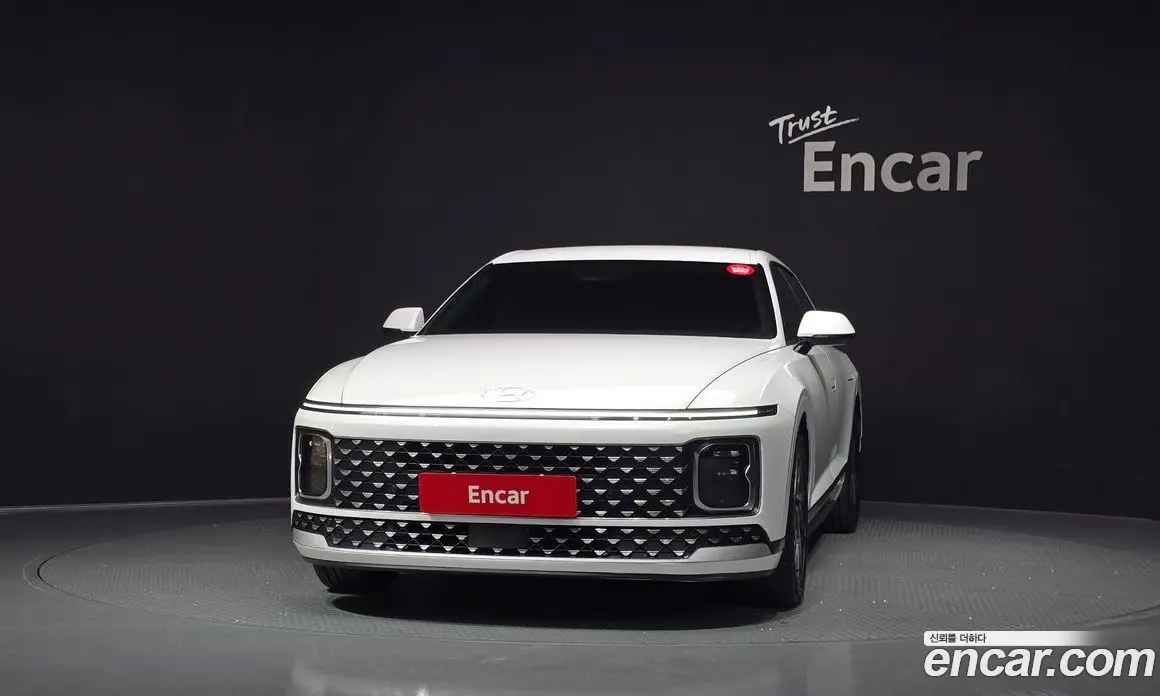 Hyundai Grandeur 2023 3.5 автомат (гидро), фото 3