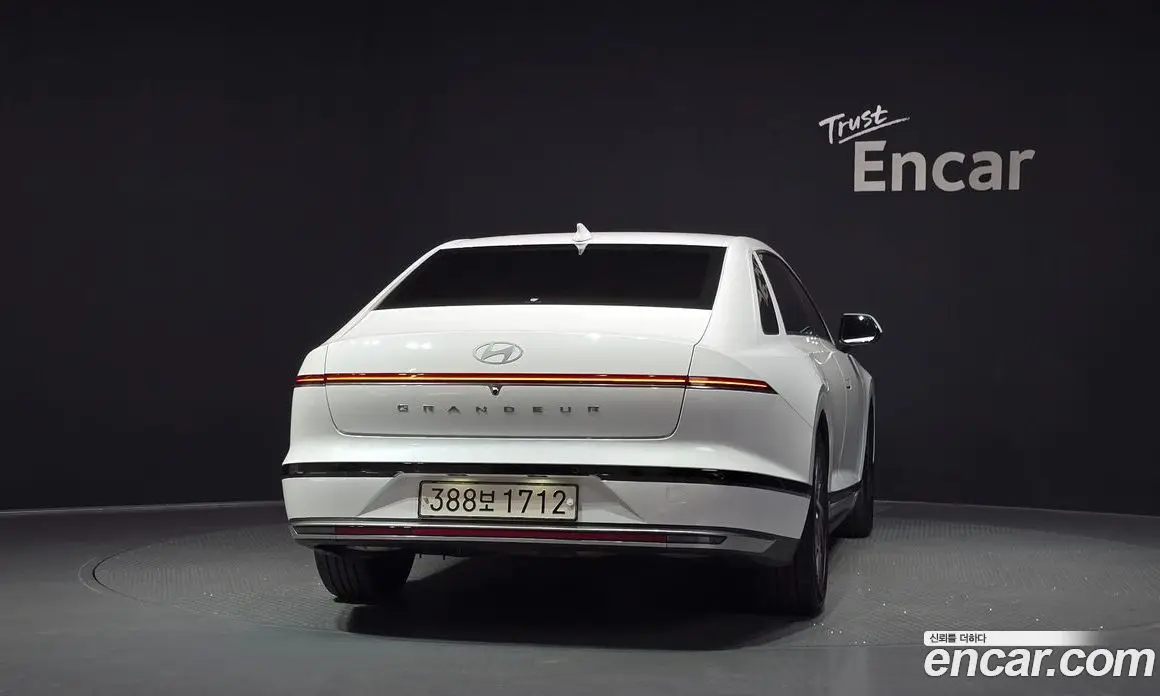 Hyundai Grandeur 2023 3.5 автомат (гидро), фото 4
