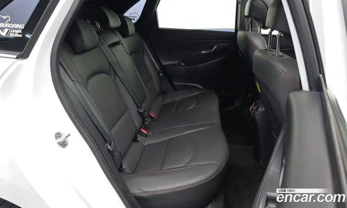 Hyundai i30 2017 1.6 автомат (гидро), фото 12