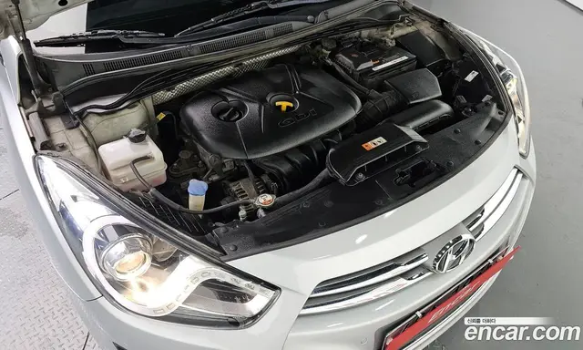 Hyundai i40 2012 2.0 автомат (гидро), миниатюра 6 Hyundai i40 2012 2.0 автомат (гидро), миниатюра 6