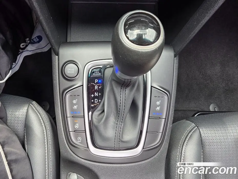 Hyundai Kona 2019 1.6 автомат (гидро), фото 20