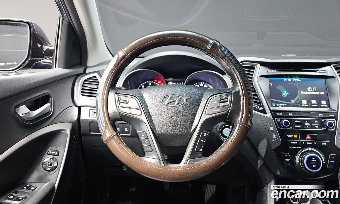 Hyundai Santa Fe 2015 2.0 автомат (гидро), фото 13