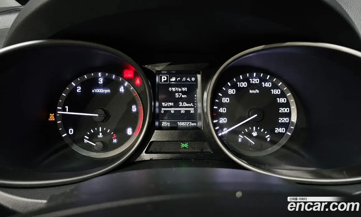 Hyundai Santa Fe 2015 2.0 автомат (гидро), фото 8