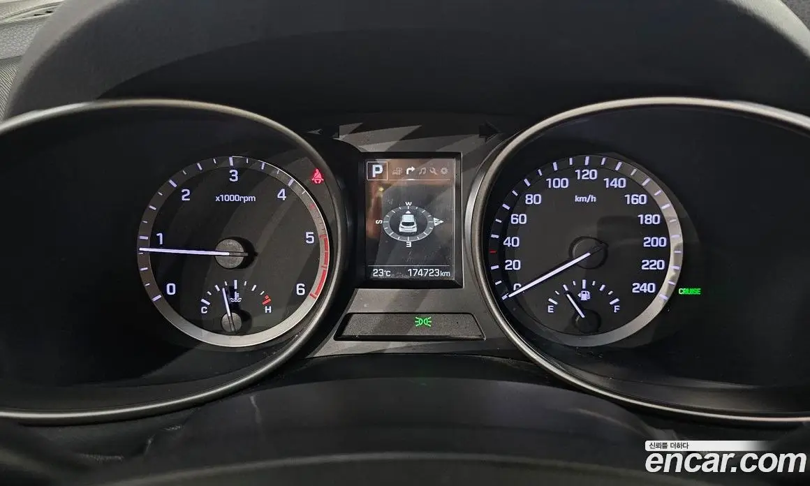 Hyundai Santa Fe 2016 2.0 автомат (гидро), фото 11