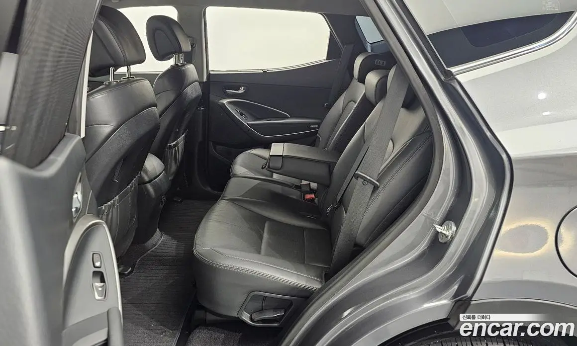Hyundai Santa Fe 2016 2.0 автомат (гидро), фото 16