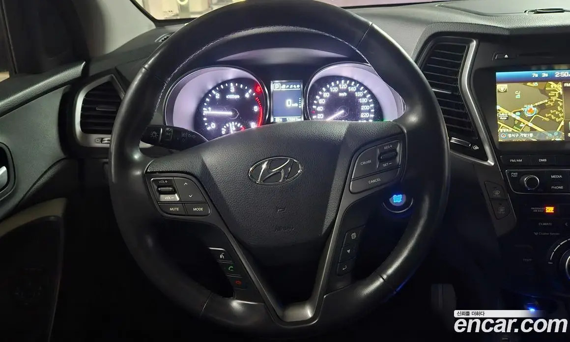 Hyundai Santa Fe 2016 2.0 автомат (гидро), фото 6