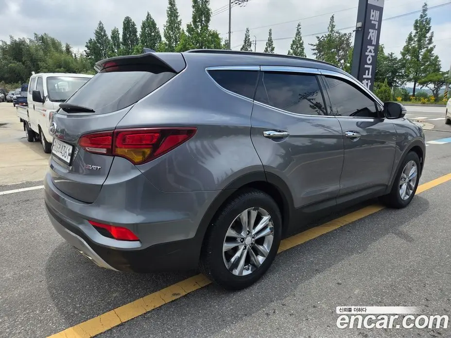 Hyundai Santa Fe 2016 2.0 автомат (гидро), фото 4