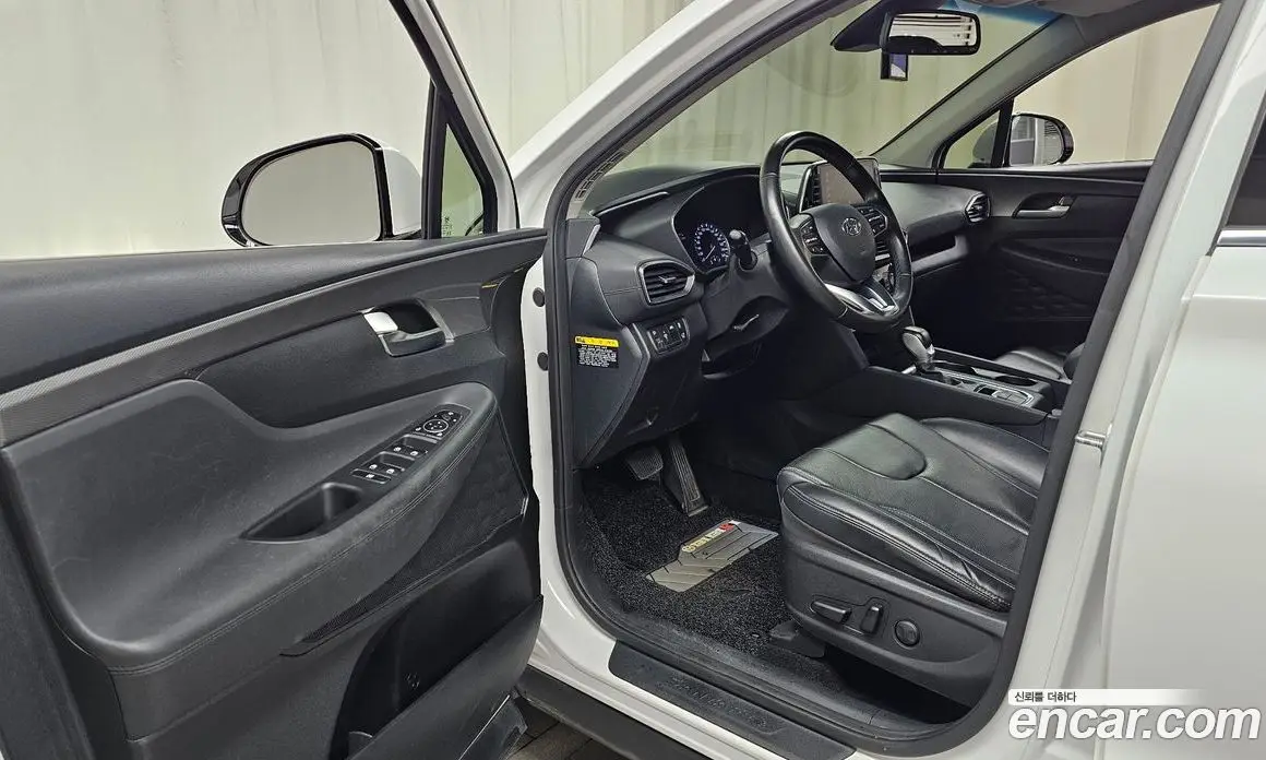 Hyundai Santa Fe 2018 2.0 автомат (гидро), фото 13