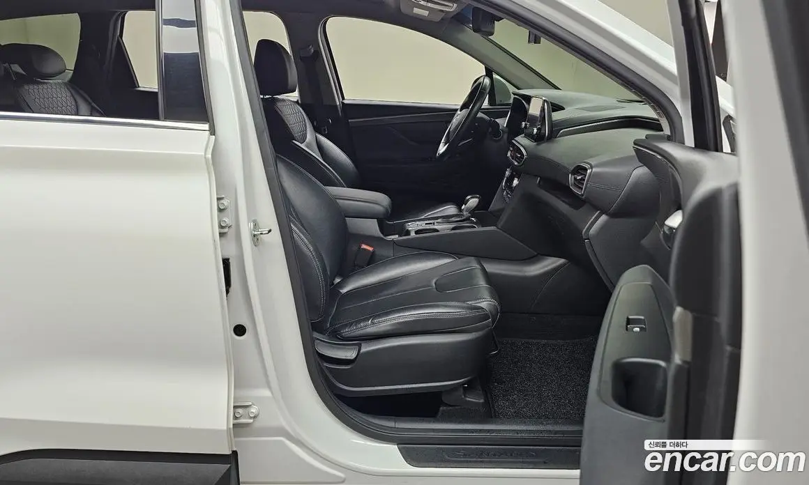 Hyundai Santa Fe 2018 2.0 автомат (гидро), фото 16