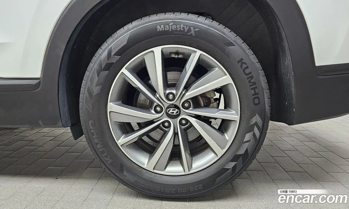 Hyundai Santa Fe 2018 2.0 автомат (гидро), фото 7