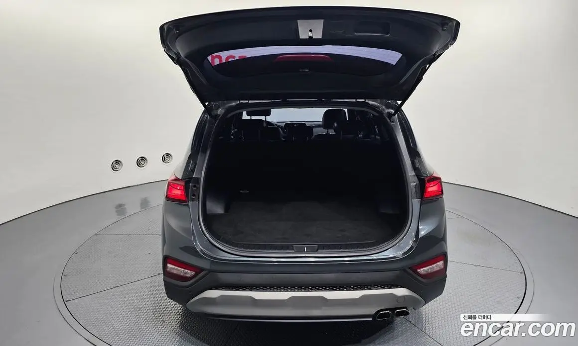 Hyundai Santa Fe 2018 2.0 автомат (гидро), фото 20 Hyundai Santa Fe 2018 2.0 автомат (гидро), фото 20